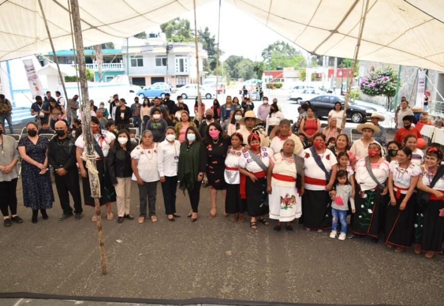 Jolgorio Educativo en Tlalcuapan encaminado en Leyes justas: Diputada Alejandra Ramírez