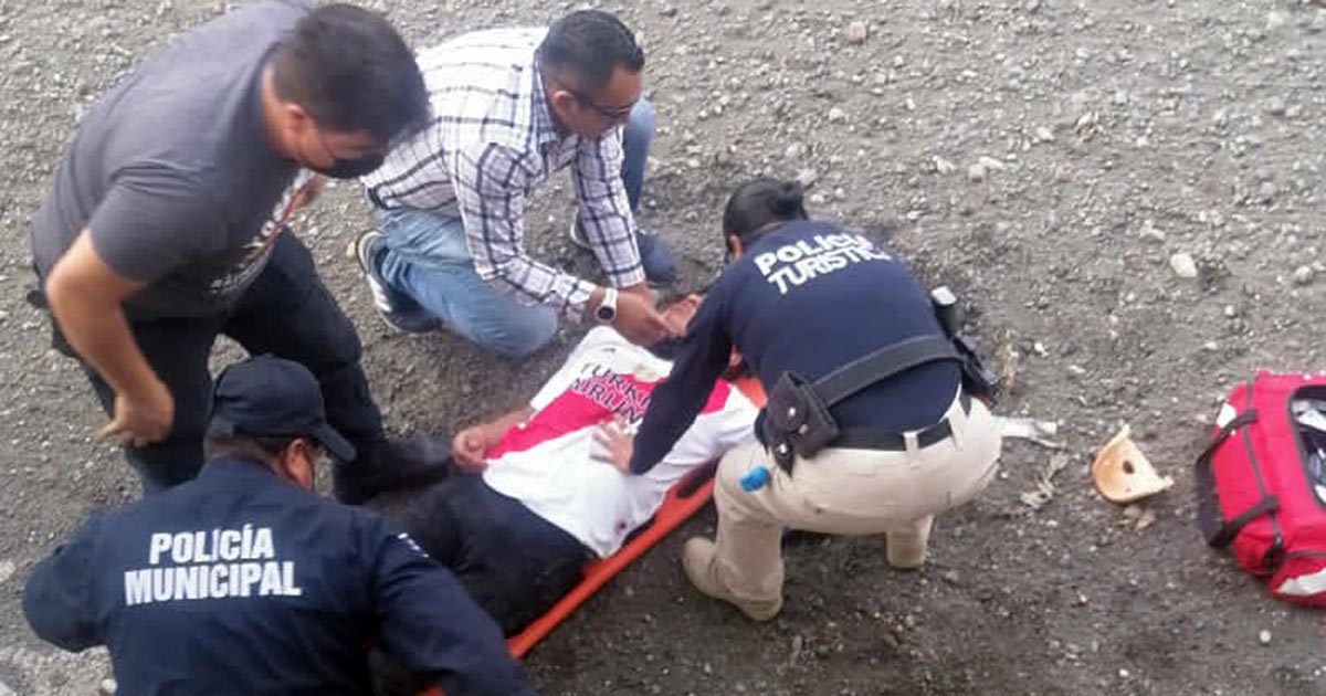 Atiende Policía de Tlaxcala Capital a persona que cayó al Río Zahuapan