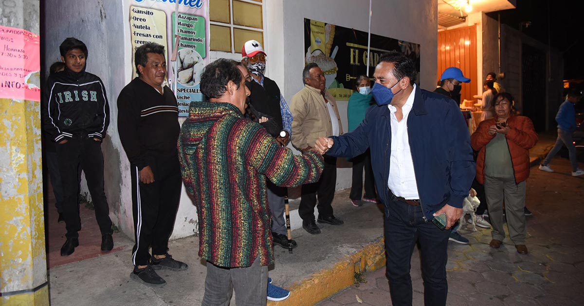 Acuerdan vecinos de Acuitlapilco y Ayuntamiento de Tlaxcala jornadas de mejoramiento en la comunidad
