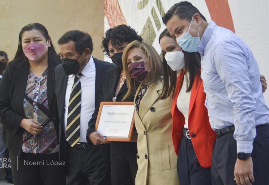 Entregó Gobernadora Lorena Cuéllar reconocimientos a 11 espacios 100% libres de humo de tabaco