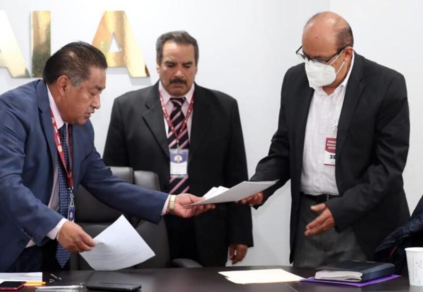 Entrega USET proyecto de rezonificación escolar de escuelas secundarias técnicas