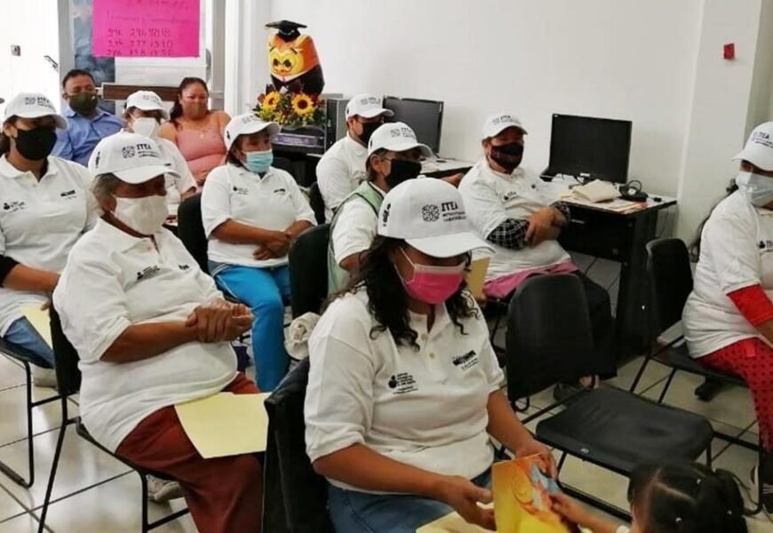 Culminan su educación básica 70 personas de cuatro municipios Culminan su educación básica 70 personas de cuatro municipios