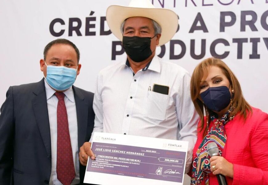 Entregó gobernadora Lorena Cuéllar más de 2.1 mdp en créditos para proyectos productivos