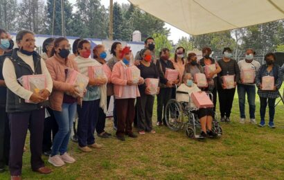 Mujeres afectadas por cáncer de mama reciben prótesis gratuita: APBPET