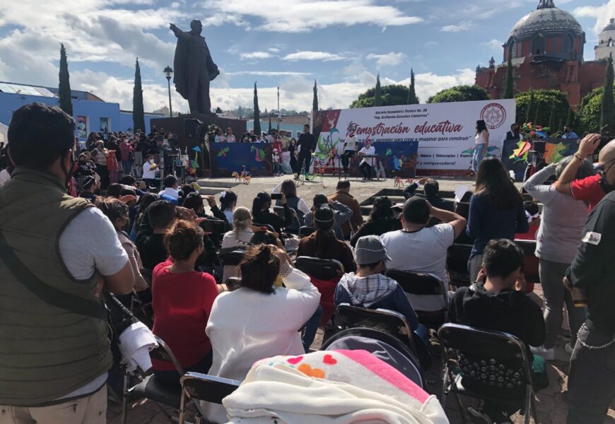 Realizan alumnos de la secundaria técnica 36 demostración educativa