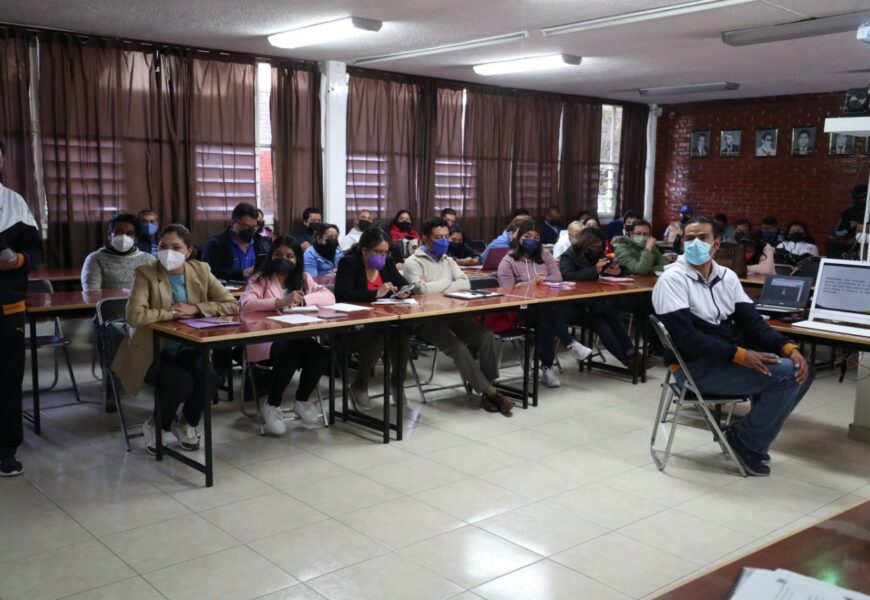 Abordan docentes “Programa de atención prioritaria a la salud mental desde las escuelas”