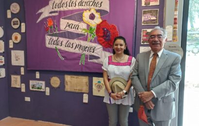 Inauguran “Des-bordando con el corazón morado”muestra de bordado feminista en Xochitécatl