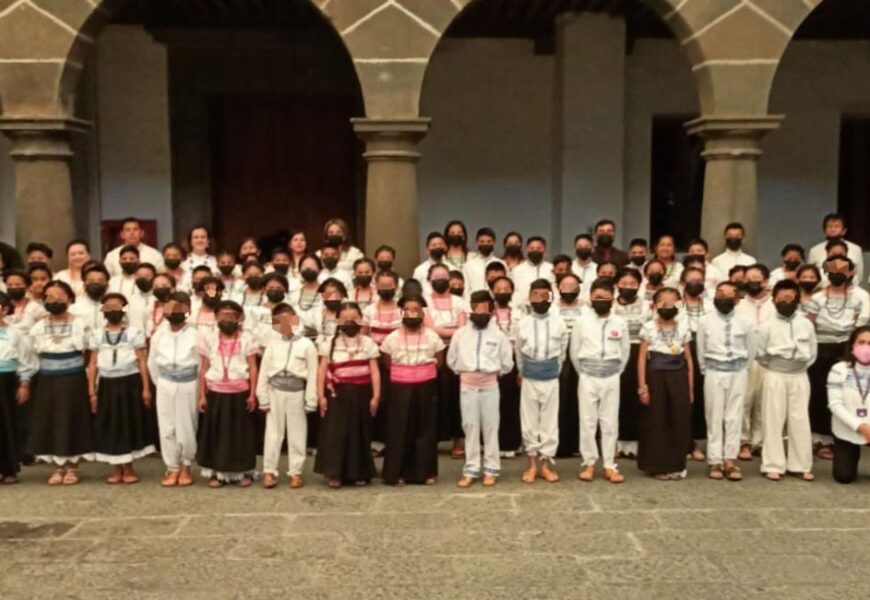 Participa coro de Ixtenco en congreso internacional de coros infantiles