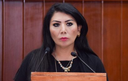 Asume Alejandra Ramírez la presidencia del PAC
