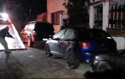 Aseguran vehículo con reporte de robo en la colonia Mirador de Ocotlán