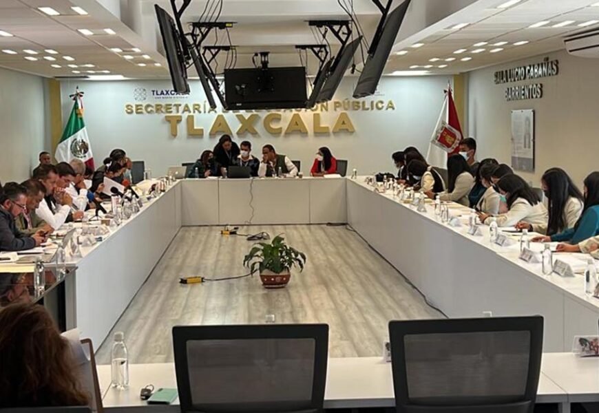 Gobierno del estado apoyará la formación académica de alumnas normalistas Gobierno del estado apoyará la formación académica de alumnas normalistas