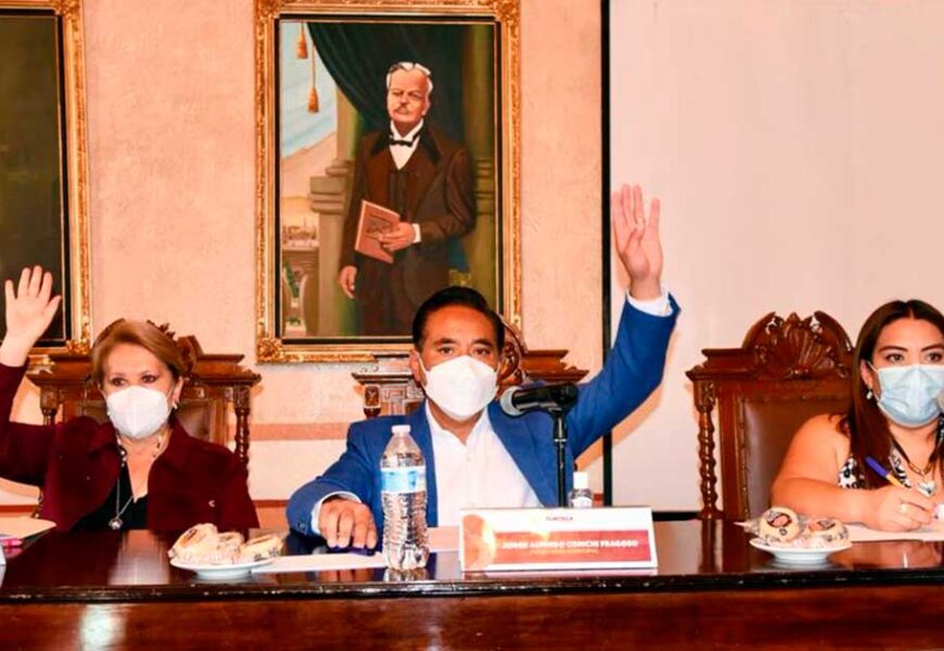 Otorgan a prestadores de servicios turísticos la Medalla Ciudad de Tlaxcala