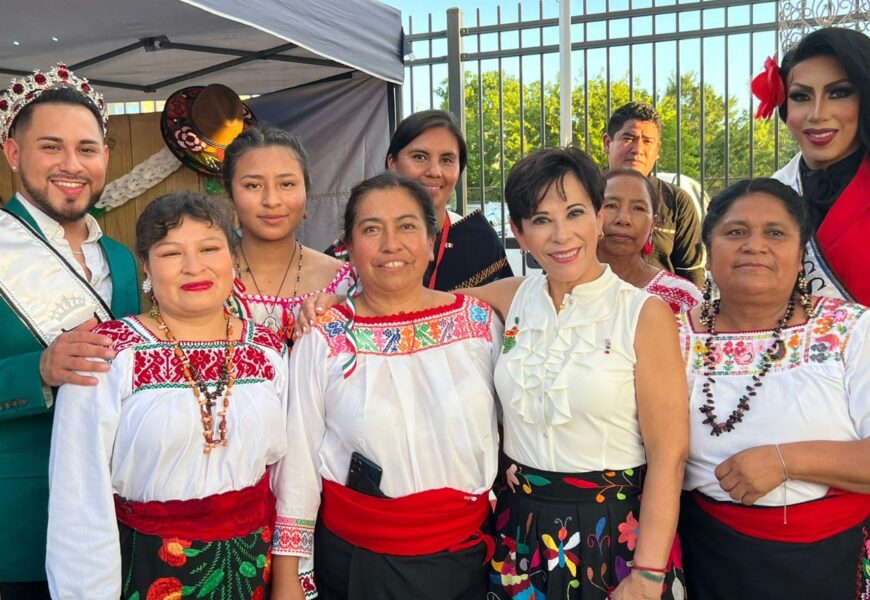 Participaron tlaxcaltecas en festejos de la independencia de México en consulado de Estados Unidos