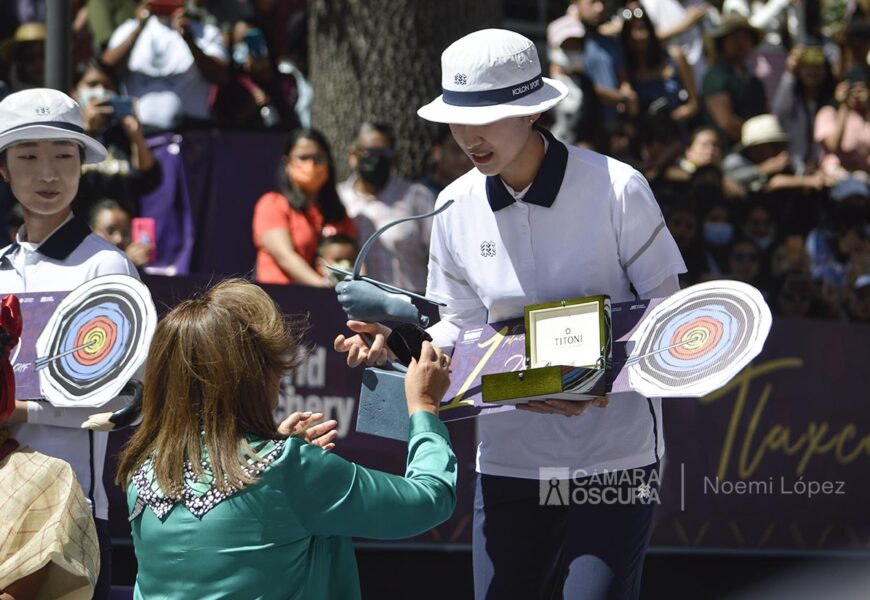 Galardonó Gobernadora Lorena Cuéllar a campeonas de la modalidad Arco Recurvo Femenil