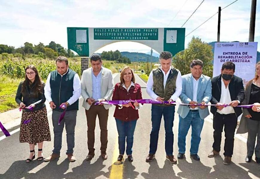 Entregó gobernadora Lorena Cuéllar obras carreteras en Españita y Emiliano Zapata