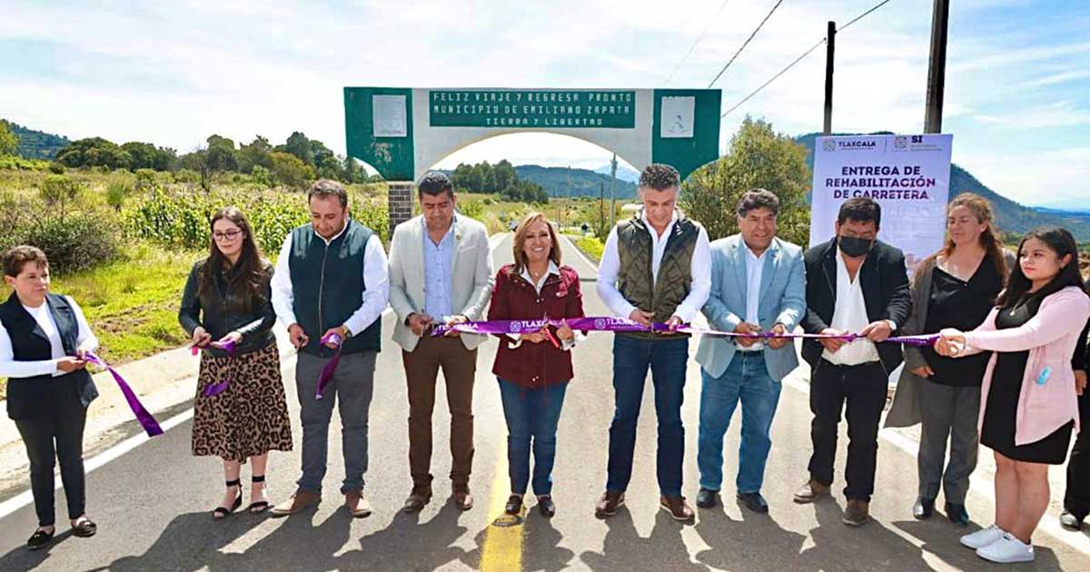 Entregó gobernadora Lorena Cuéllar obras carreteras en Españita y Emiliano Zapata