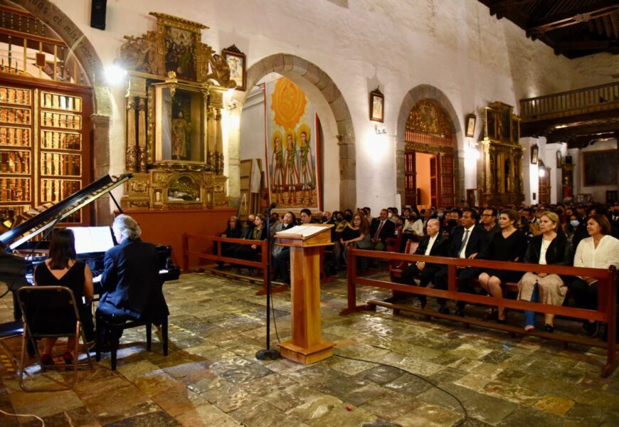 Cimbró Jósef Olechowski la Catedral de Nuestra Señora de la Asunción en Tlaxcala capital
