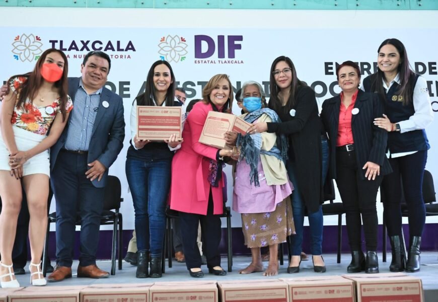 Entrega Gobernadora y SEDIF despensas para fortalecer la alimentación de grupos prioritarios