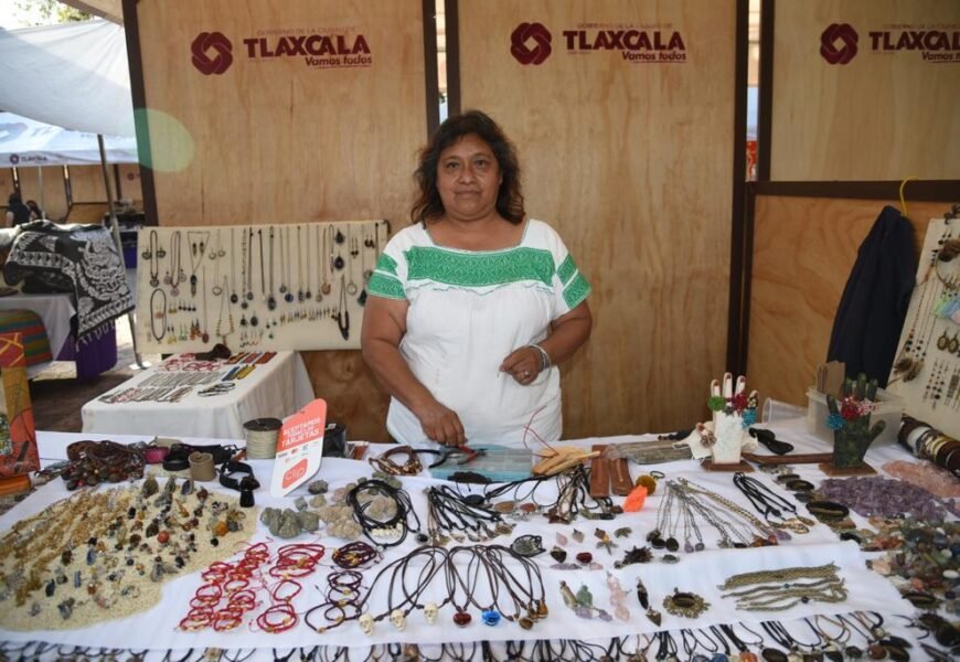 Mejoran ventas de artesanos 100 por ciento en el corazón de Tlaxcala Capital
