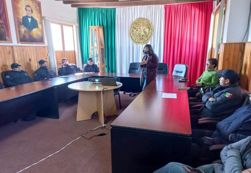 Sensibiliza fiscalía anticorrupción a policías de Sanctórum y Atlangatepec