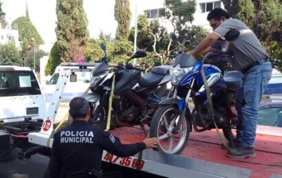 Arresta Policía de Tlaxcala capital a presuntos ladrones de motocicletas