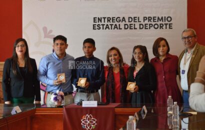 Entregó Gobernadora Lorena Cuéllar Premio Estatal del Deporte 2022