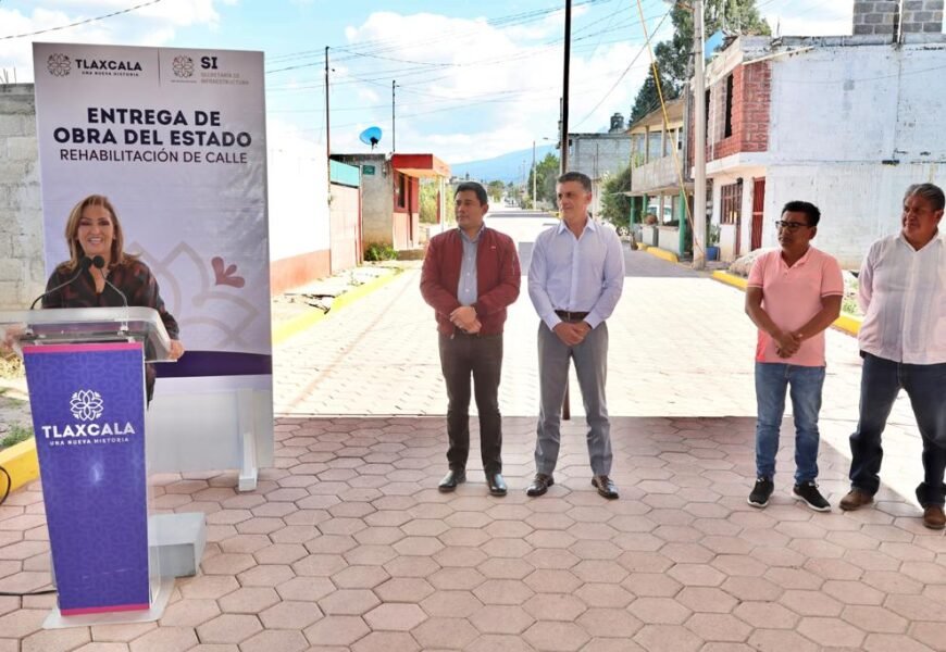 Entregó Gobernadora pavimentación de calle en Santa Cruz Tlaxcala
