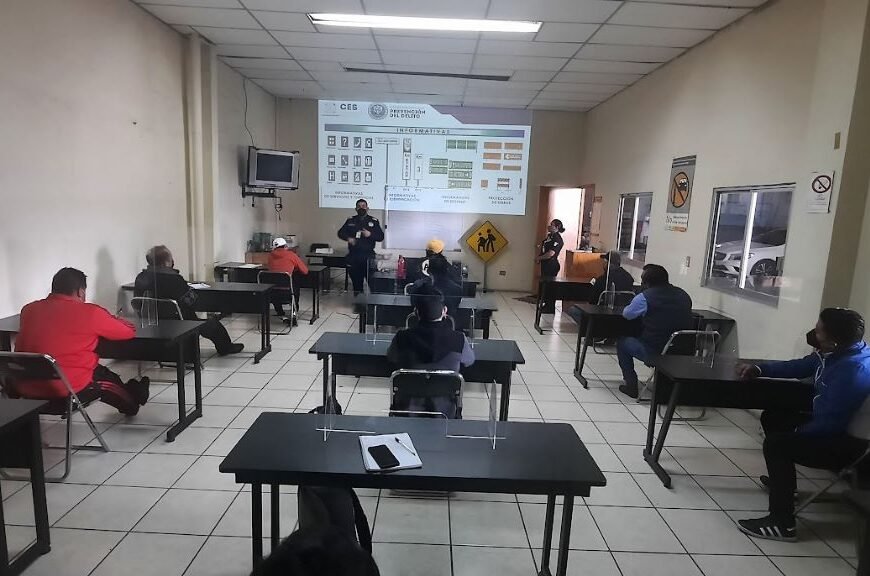 Reforzó SMyT capacitación de operadores del transporte público para evitar accidentes viales Reforzó SMyT capacitación de operadores del transporte público para evitar accidentes viales