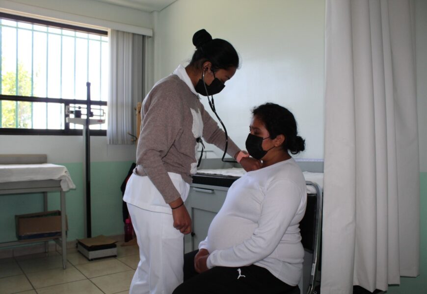 Reduce Tlaxcala en 75 por ciento la muerte materna: Sector Salud