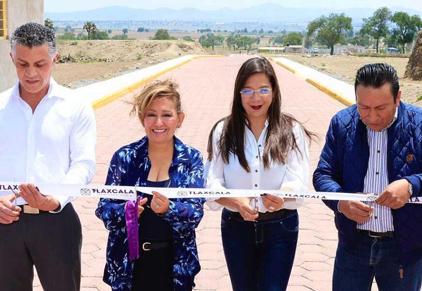 Entrega gobernadora obra pública en Cuapiaxtla