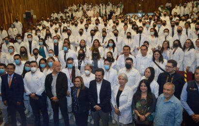 Dan bienvenida a Médicos especialistas que brindarán atención en Tlaxcala