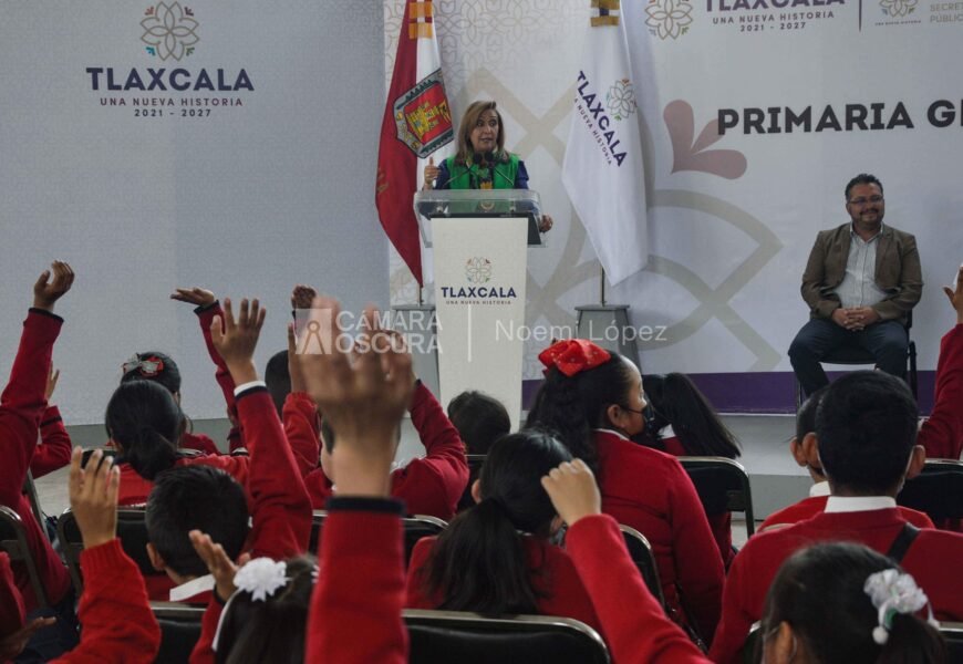 Inauguran rehabilitación de la escuela «José Amarillas» en Apetatitlán