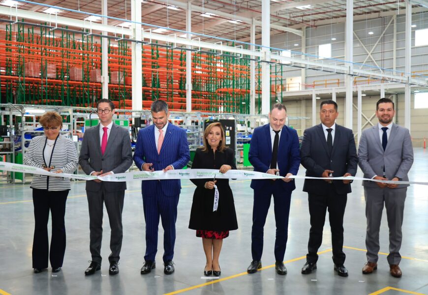 Gobernadora inaugura la nueva planta de Schneider Electric en Acuamanala