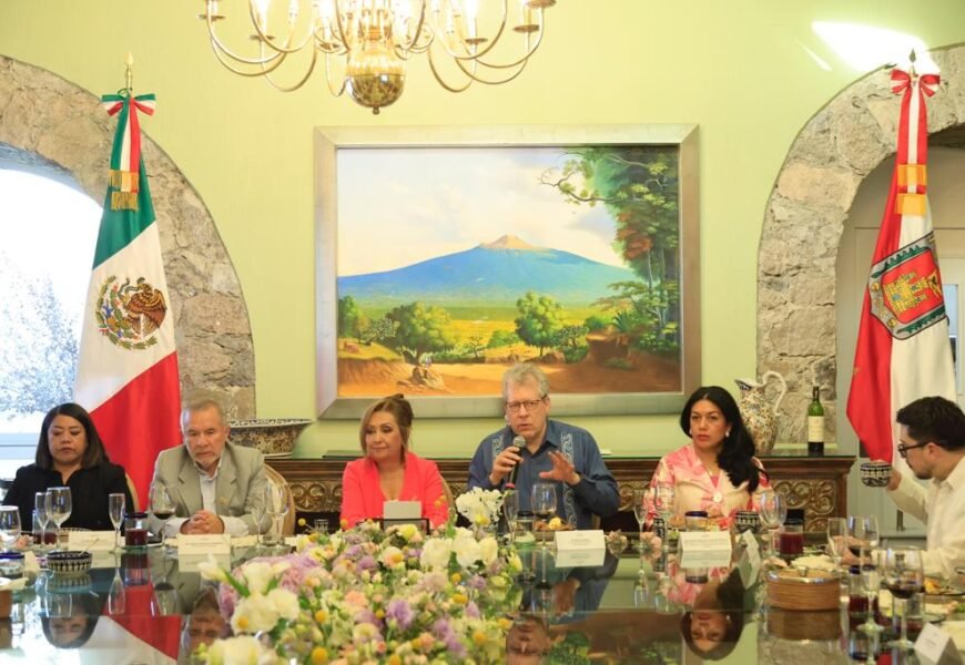 Sostiene gobernadora reunión con representantes de MCIG Sostiene gobernadora reunión con representantes de MCIG