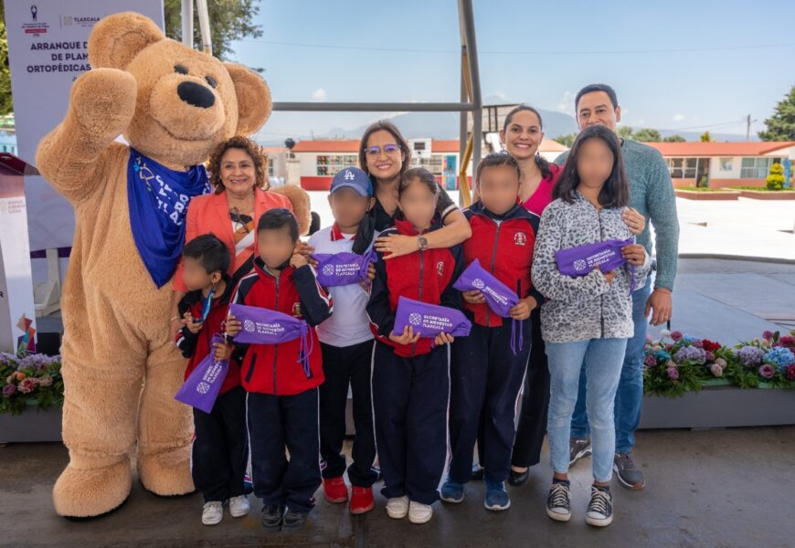 Entrega Bienestar plantillas ortopédicas gratuitas a estudiantes de comunidades vulnerables