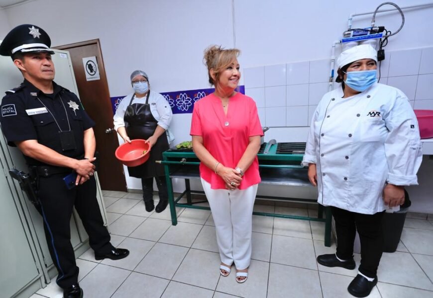 Supervisó Gobernadora funcionamiento de comedor en comisaría de Tlaxcala de SSC