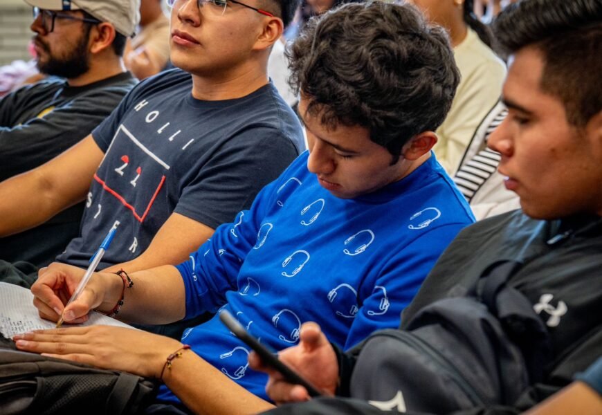 Realizó UPTx sexto taller de mecatrónica moderna