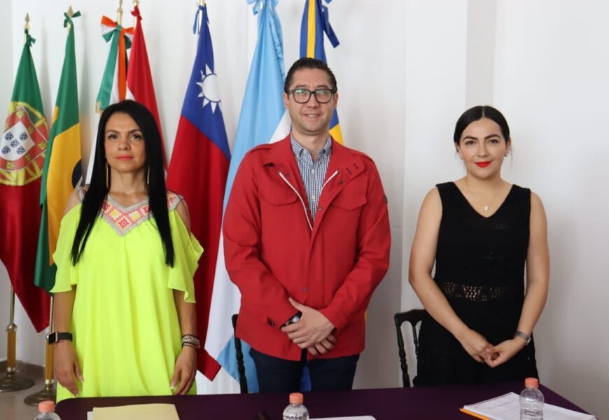 Respalda IEM y Sedeco proyecto financiero para mujeres Tlaxcaltecas Respalda IEM y Sedeco proyecto financiero para mujeres Tlaxcaltecas