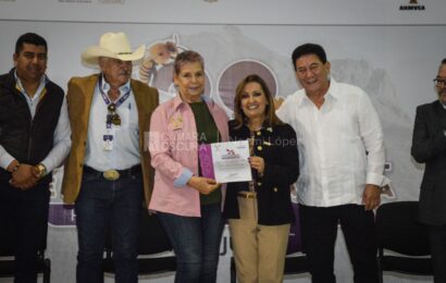 Inauguró Gobernadora XXIX Congreso Internacional de actualización apícola