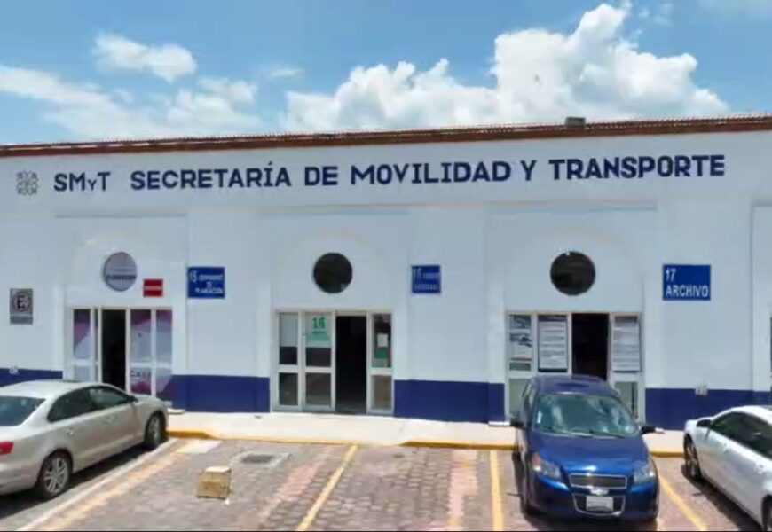 Benefició SMyT a 70 artesanos con descuento en transporte público Benefició SMyT a 70 artesanos con descuento en transporte público