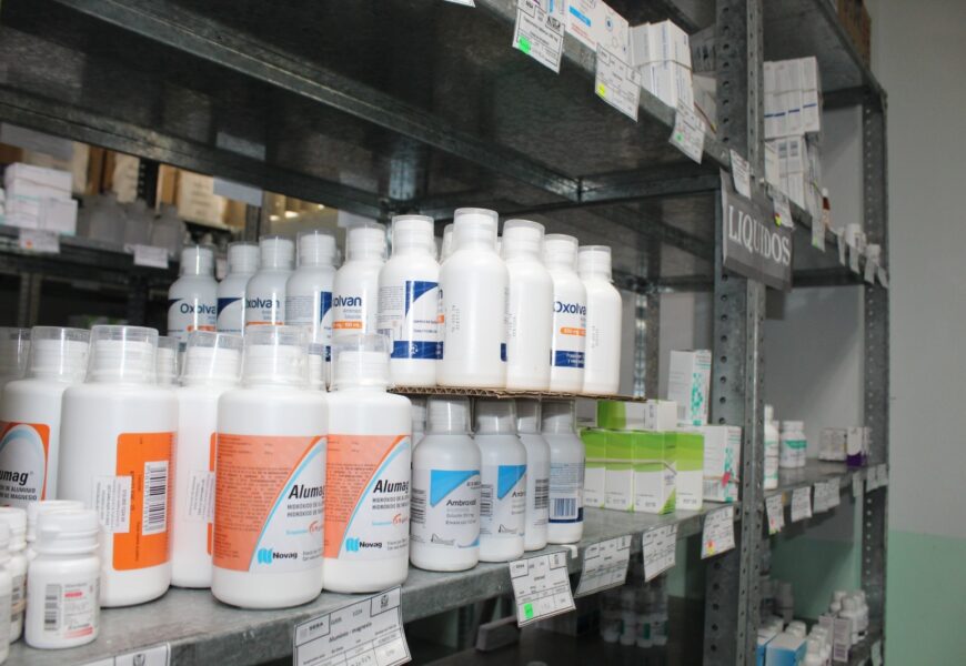 Garantiza Sector Salud abasto de medicamentos en centros de Chiautempan y Tepeyanco