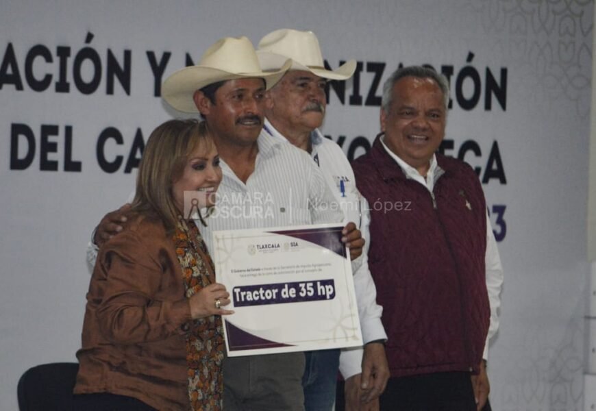 Entrega Gobernadora apoyos del programa de impulso, mecanización y modernización del campo Entrega Gobernadora apoyos del programa de impulso, mecanización y modernización del campo