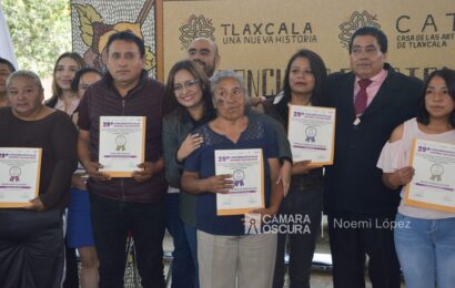 Premia Gobierno a ganadores de Concurso Estatal De Madera Tallada 2023