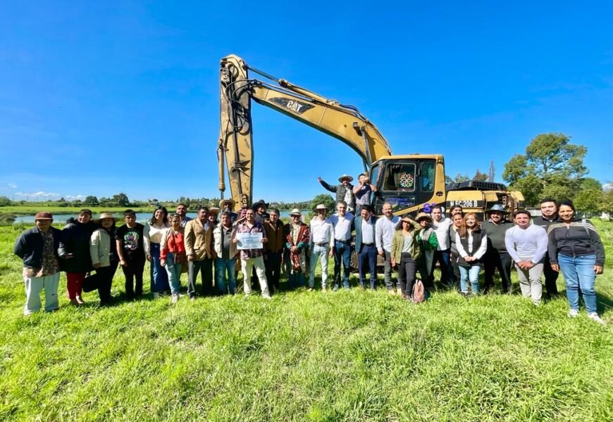 Inicia Gobierno del Estado segunda etapa de trabajos en la laguna de Acuitlapilco Inicia Gobierno del Estado segunda etapa de trabajos en la laguna de Acuitlapilco