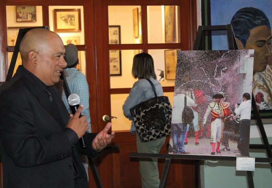 Continúan actividades del Segundo Seminario Taurino Continúan actividades del Segundo Seminario Taurino