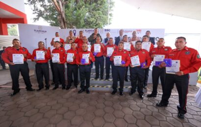 Celebran 41 años de servicio del Heroico Cuerpo de Bomberos en Tlaxcala