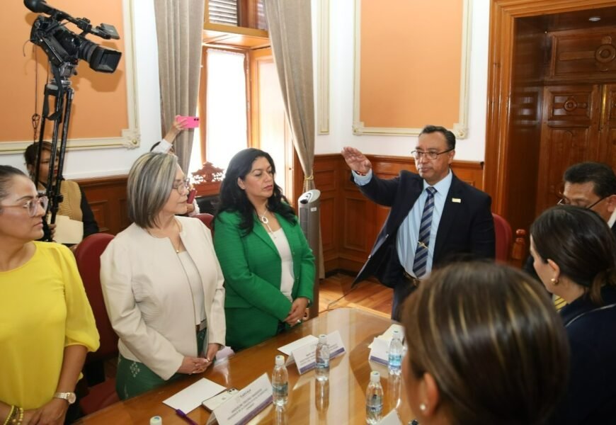 Rinde protesta titular de SSC en consejo contra la trata de personas