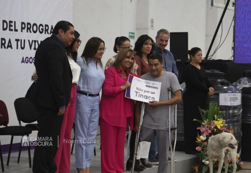 Encabeza Gobernadora Inicio del Programa “Tinacos para tu Vivienda” en Contla