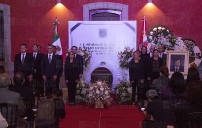 Rinde Gobierno del Estado homenaje luctuoso a ex gobernador Tulio Hernández Gómez