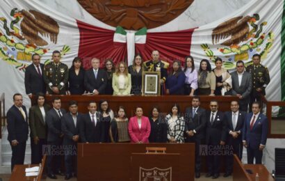 Autoridades de los tres poderes Conmemoraron Bicentenario del Colegio Militar